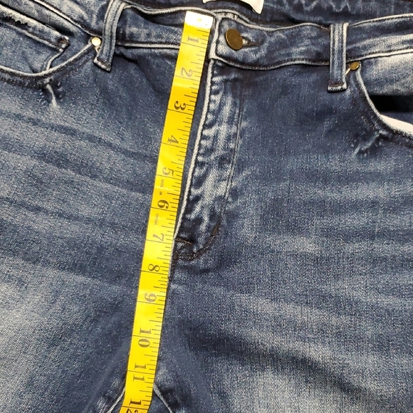 Petra 153 Blue Ankle Cropped Jeans with Distressed Details - Picture 7 of 9